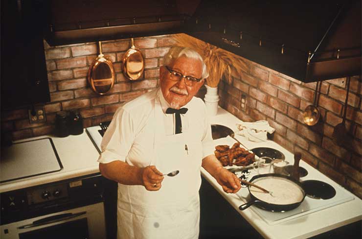 Coronel Sanders en la cocina Inicios